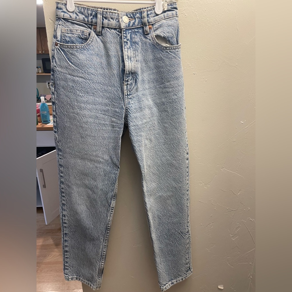 Zara jeans USA size 4 (more details in picture)